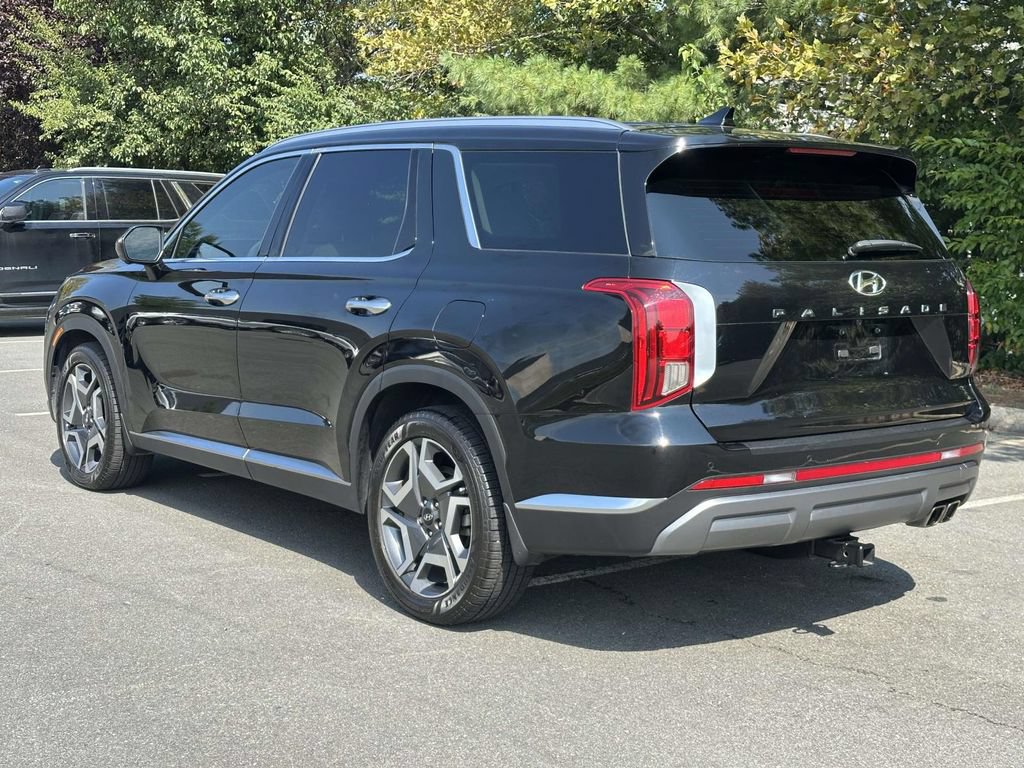 Used 2024 Hyundai Palisade Limited FWD image 23