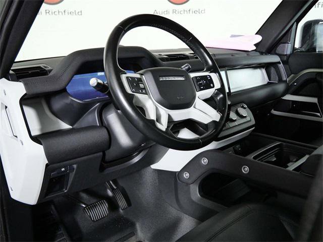 Used 2022 Land Rover Defender 110 SE image 16