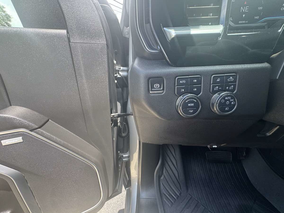 Used 2024 Chevrolet Silverado 2500 LTZ w/ LTZ Plus Package AWD/4WD image 13