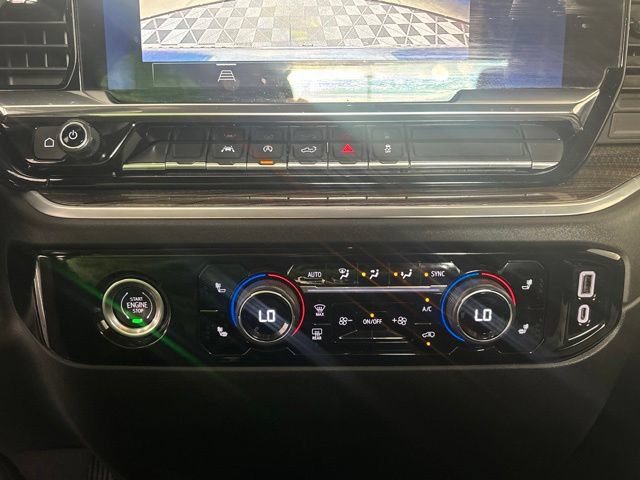 Used 2022 Chevrolet Silverado 1500 LT AWD/4WD image 7