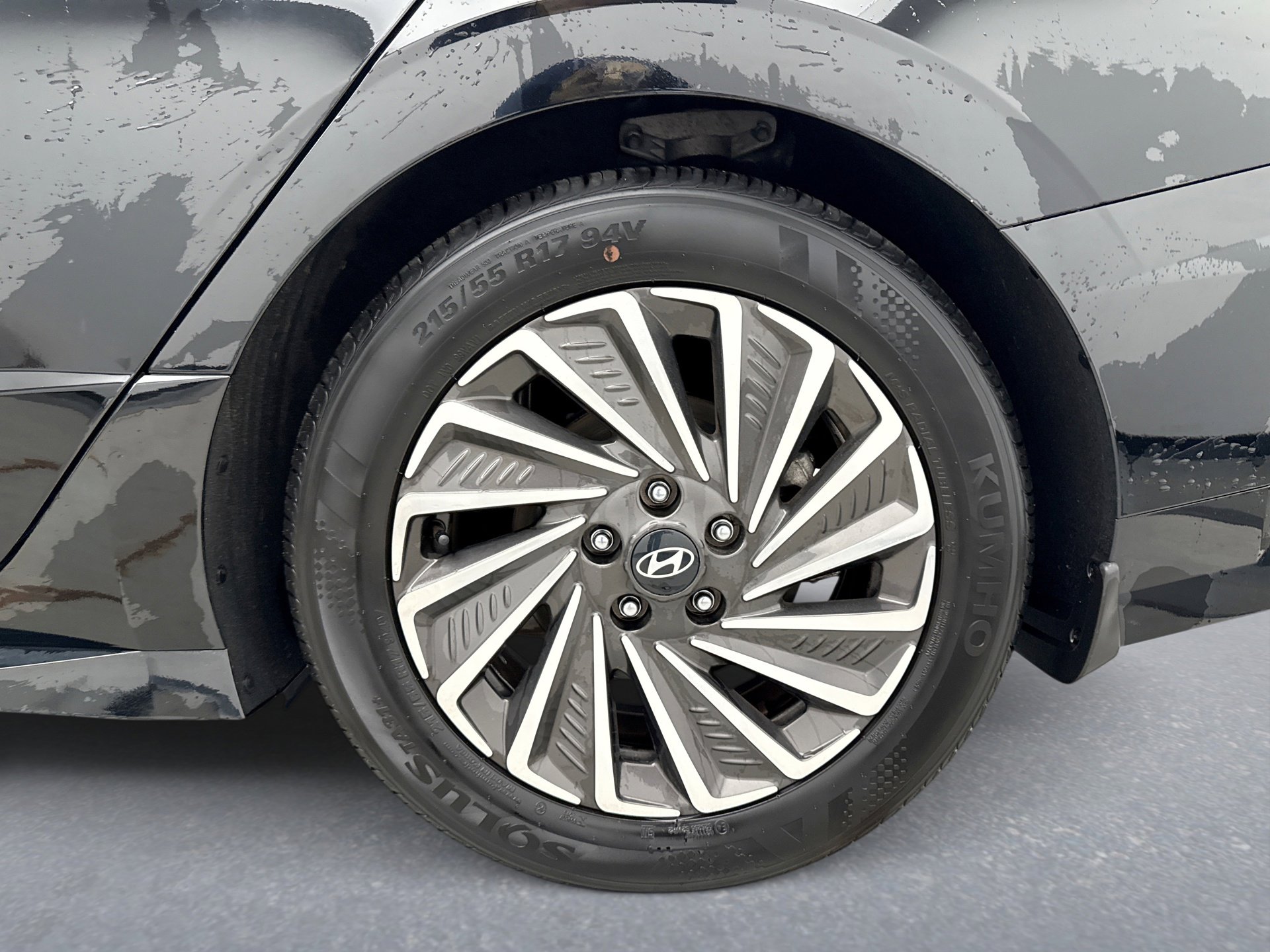 Used 2024 Hyundai Sonata Limited image 13
