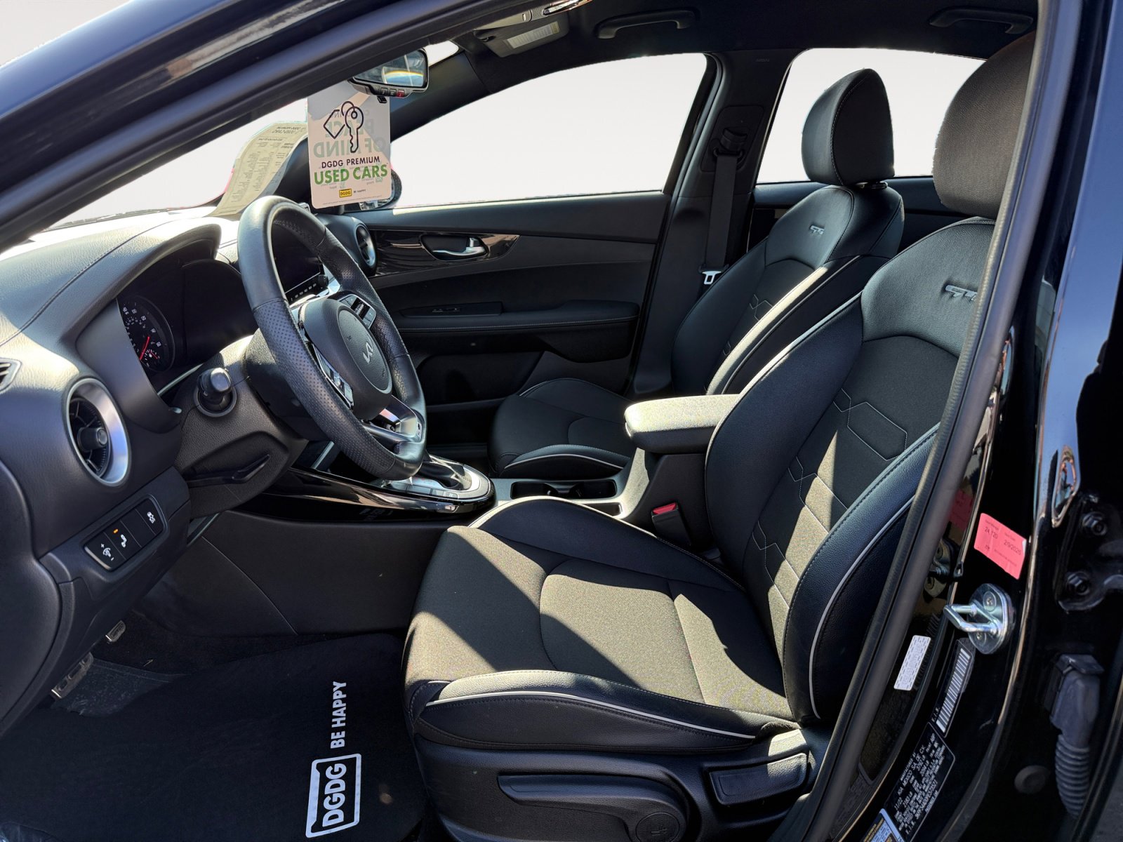 Used 2023 Kia Forte GT-Line w/ GT-Line Technology Package image 10