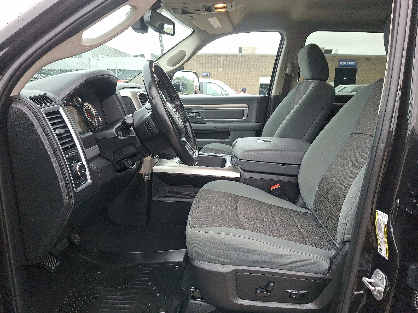 Used 2018 RAM 2500 Big Horn w/ Harvest Edition image 13