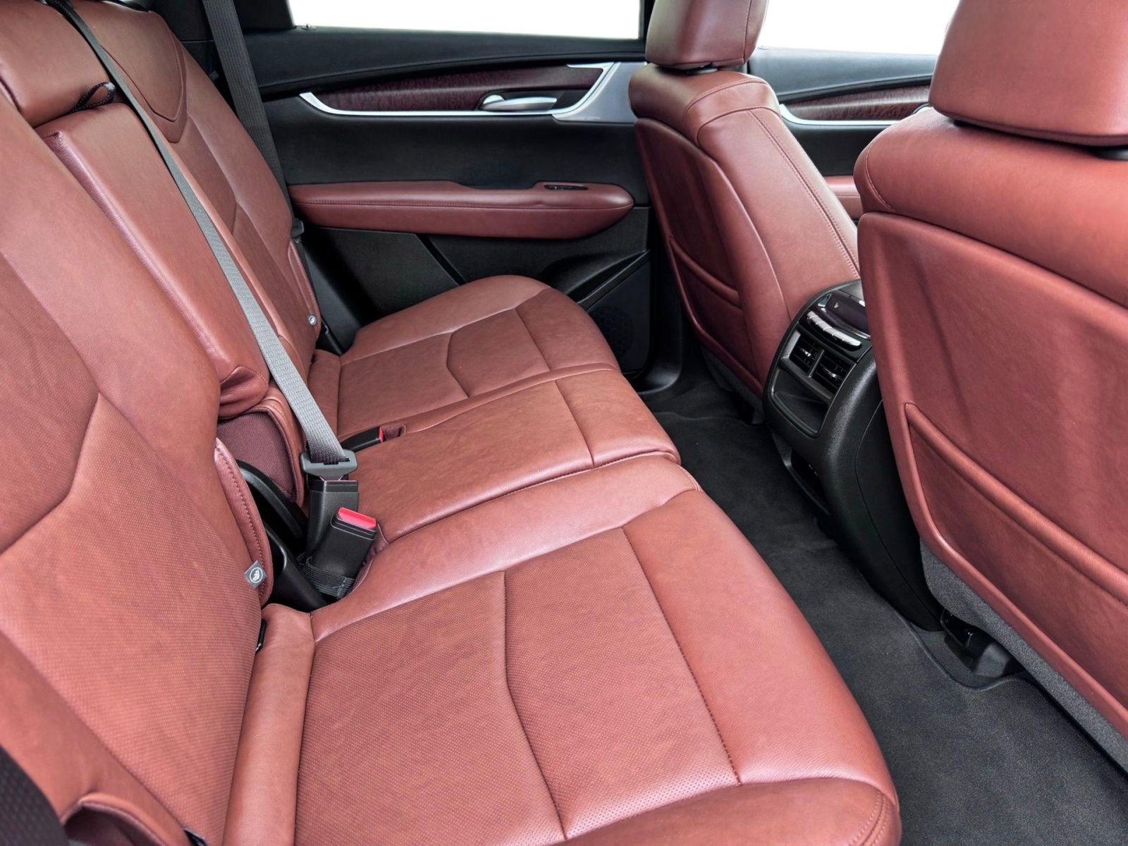 Used 2024 Cadillac XT5 Premium Luxury image 13