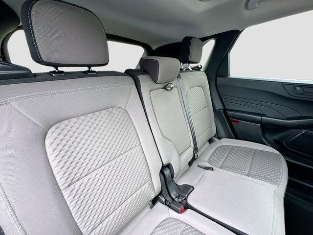 Used 2022 Ford Escape SE w/ SE Sport Appearance Package AWD/4WD image 28