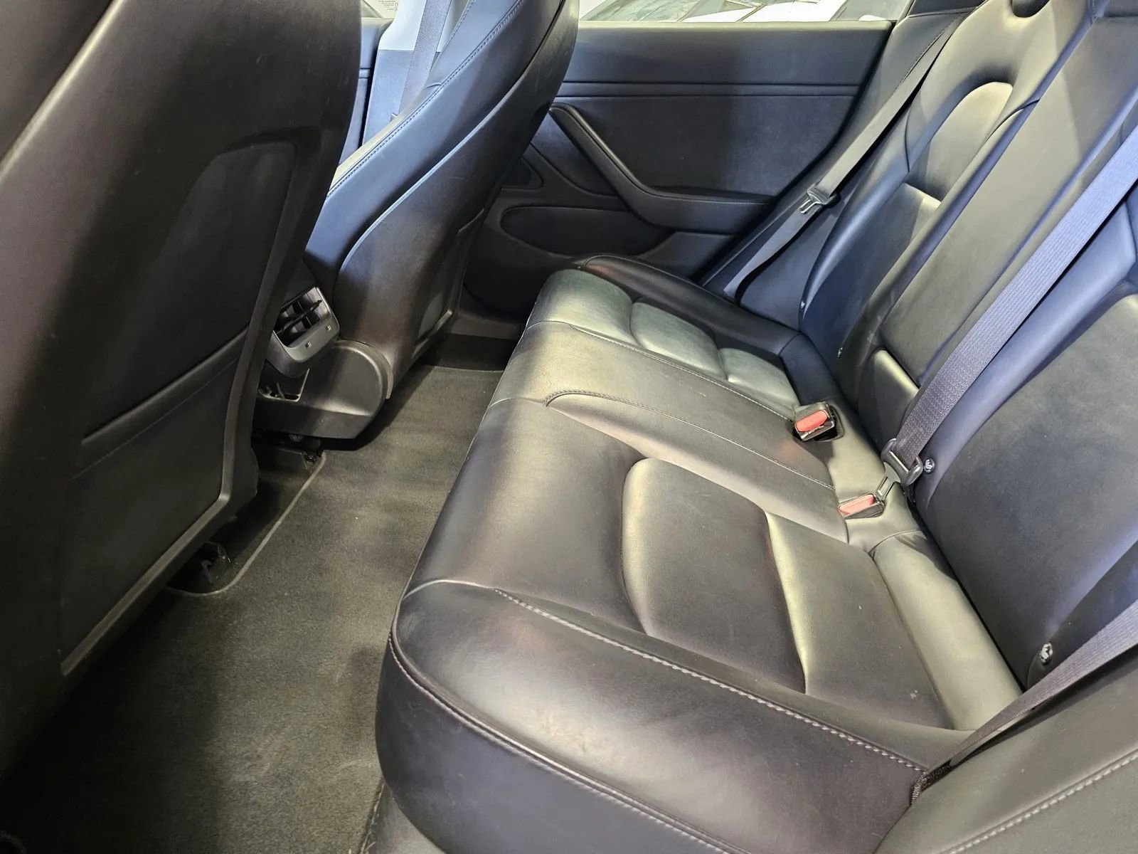 Used 2018 Tesla Model 3 Long Range AWD/4WD image 12