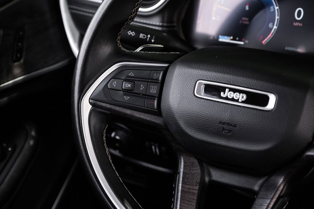 Used 2022 Jeep Grand Cherokee L Limited RWD image 27