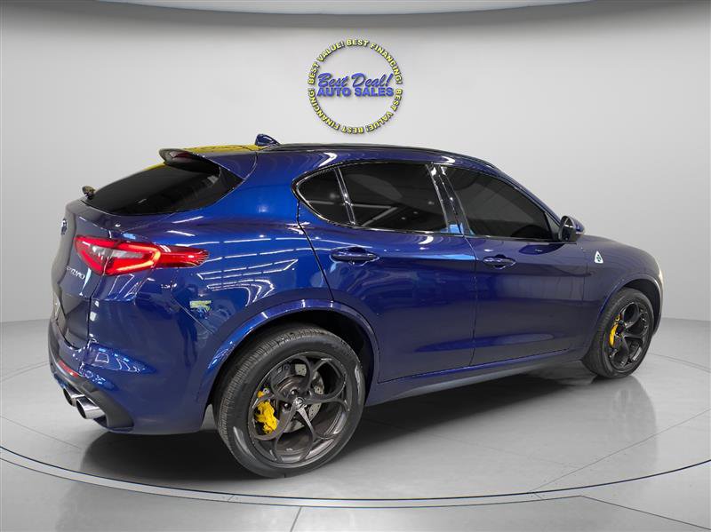 Used 2018 Alfa Romeo Stelvio Quadrifoglio w/ Driver Assist Dynamic Package image 7