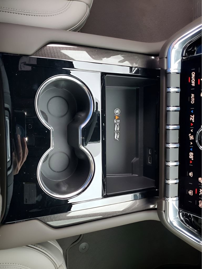 New 2026 GMC Yukon XL Elevation AWD/4WD image 41