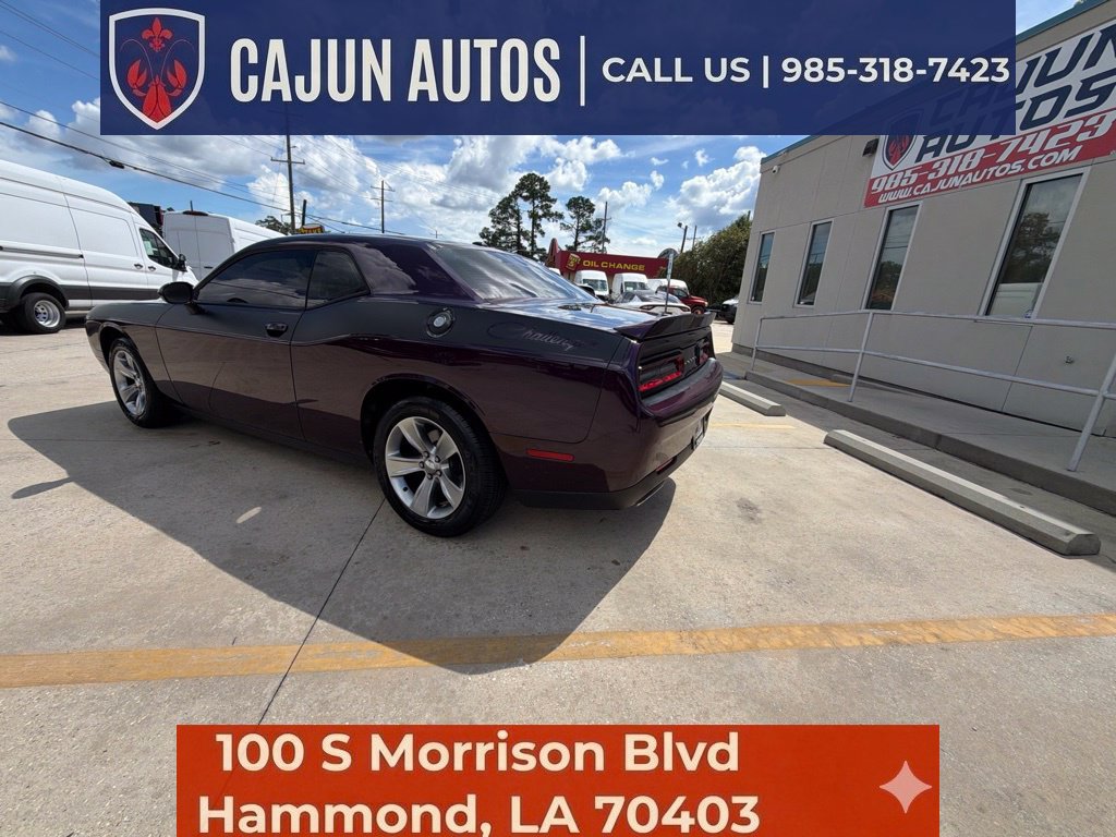 Used 2020 Dodge Challenger SXT RWD image 29