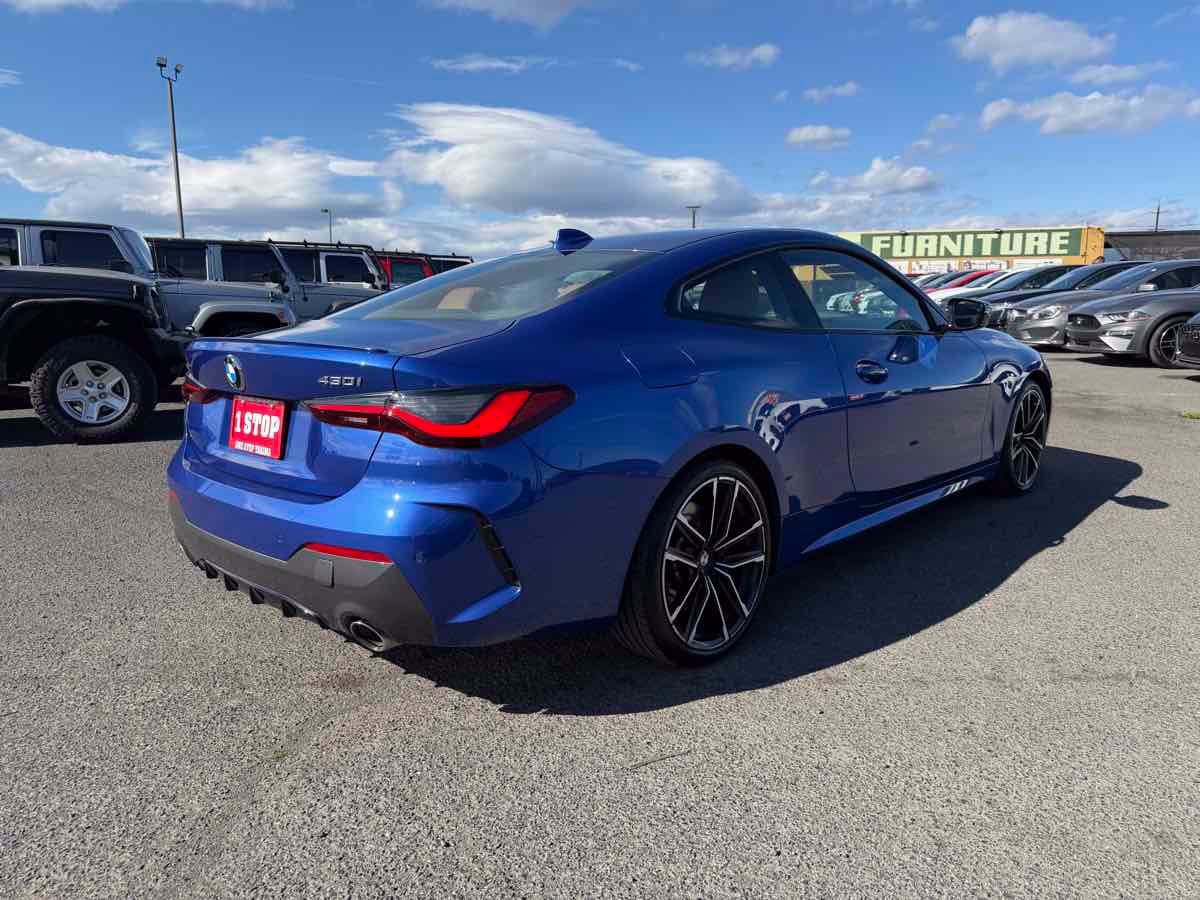 Used 2022 BMW 430i xDrive Coupe w/ M Sport Package AWD/4WD image 6