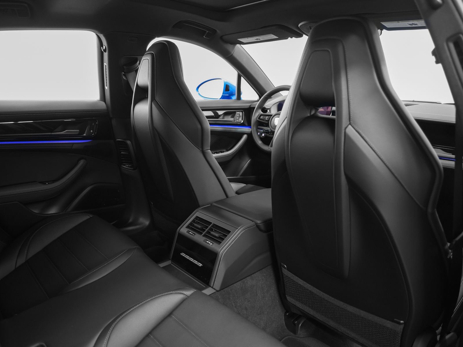 Certified 2026 Porsche Panamera 4 AWD/4WD image 32