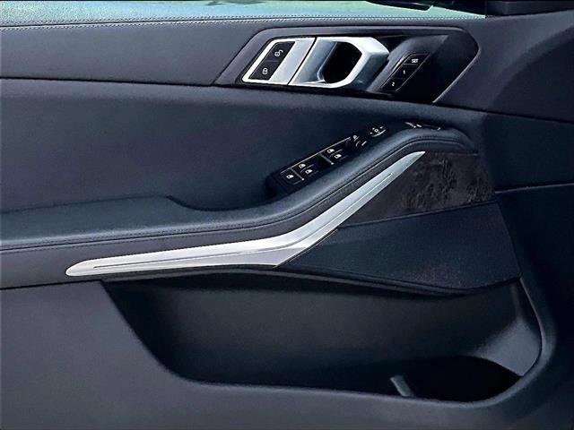 Used 2022 BMW X5 xDrive40i w/ Premium Package image 15