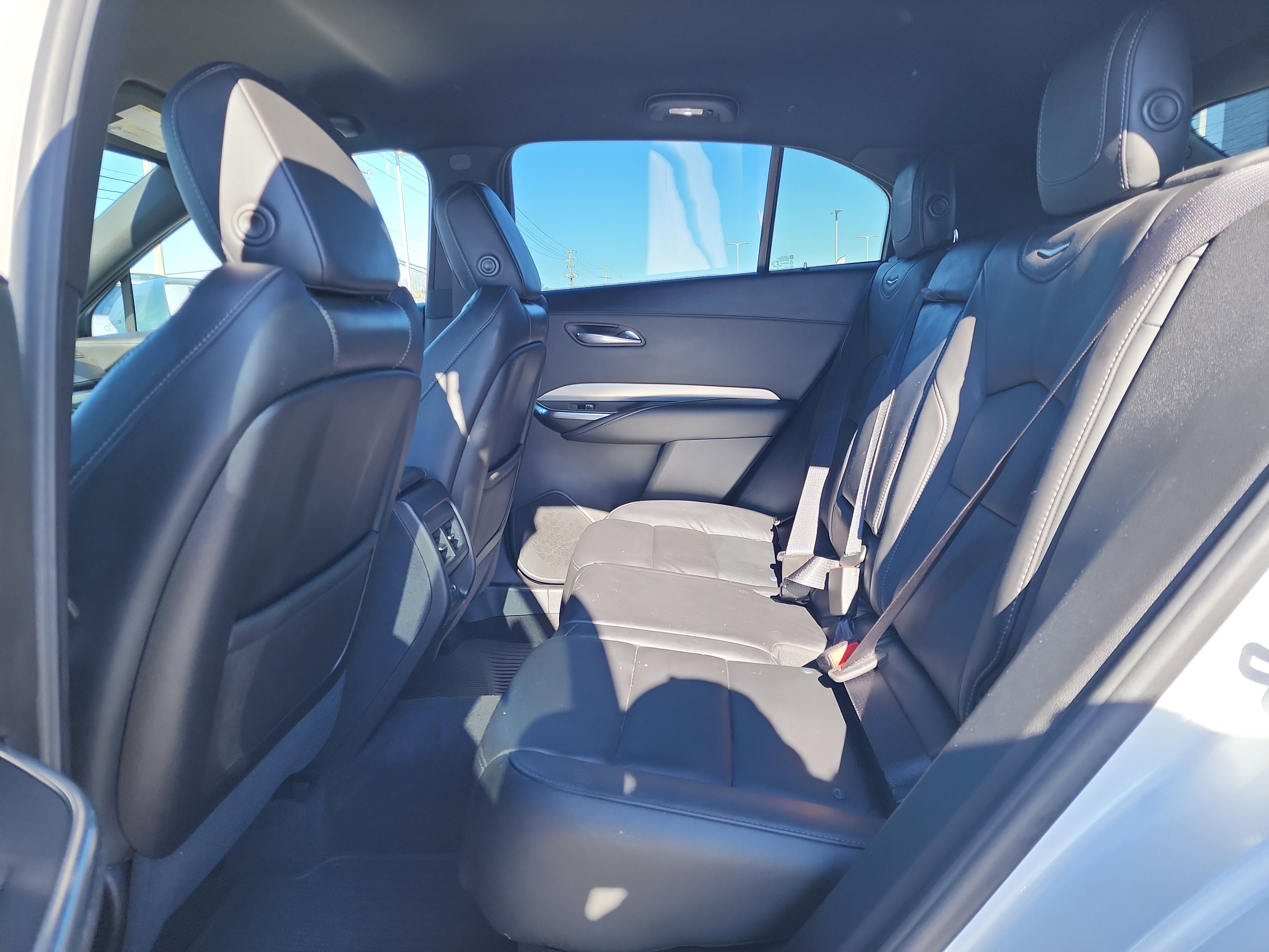 Used 2019 Cadillac XT4 Premium Luxury w/ Cold Weather Package image 11