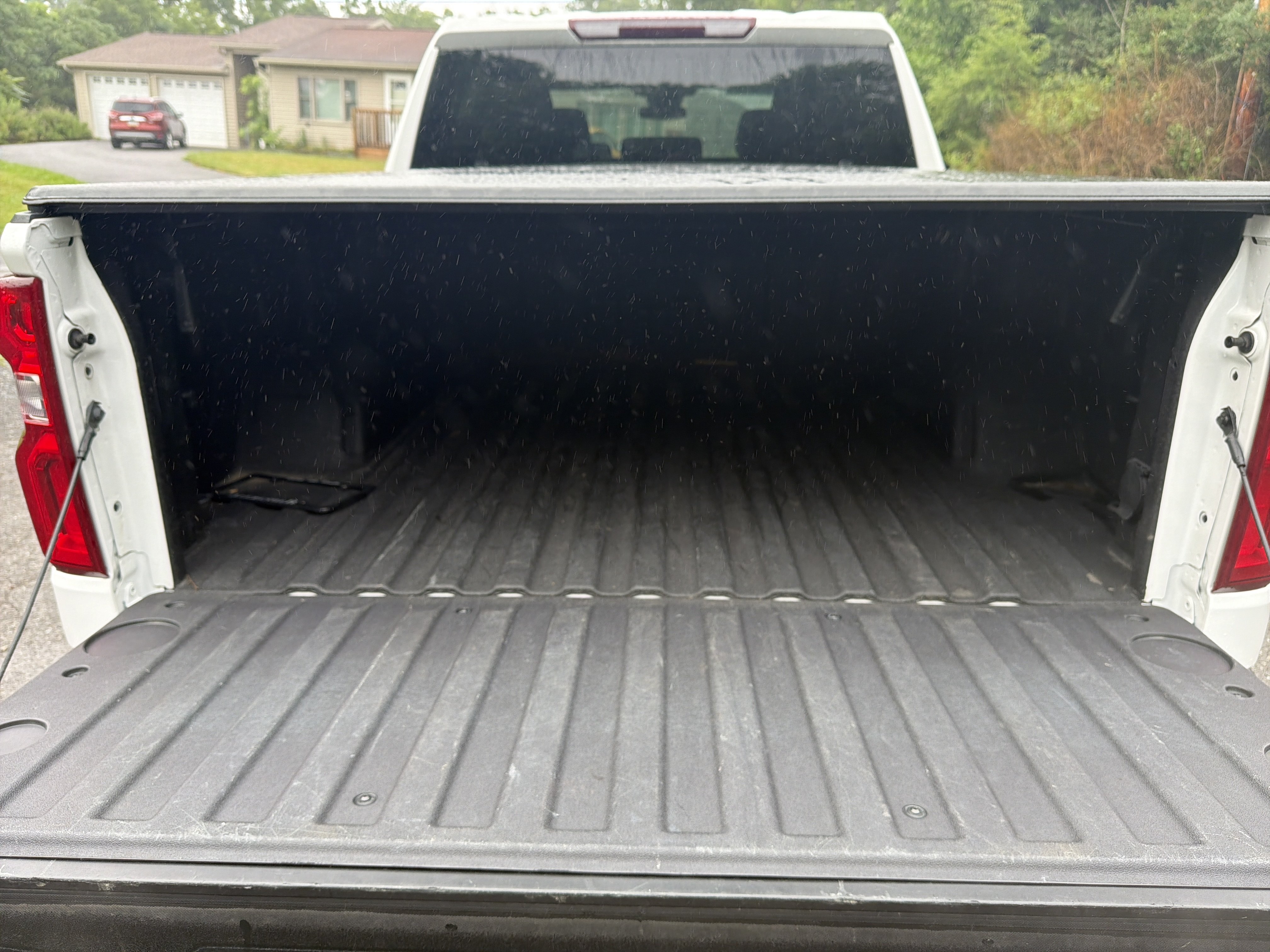 Used 2023 Chevrolet Silverado 1500 RST AWD/4WD image 5