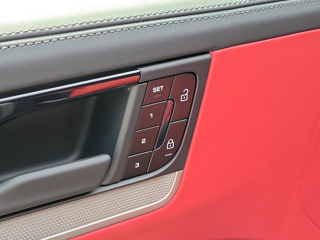New 2026 Porsche Cayenne AWD/4WD image 24