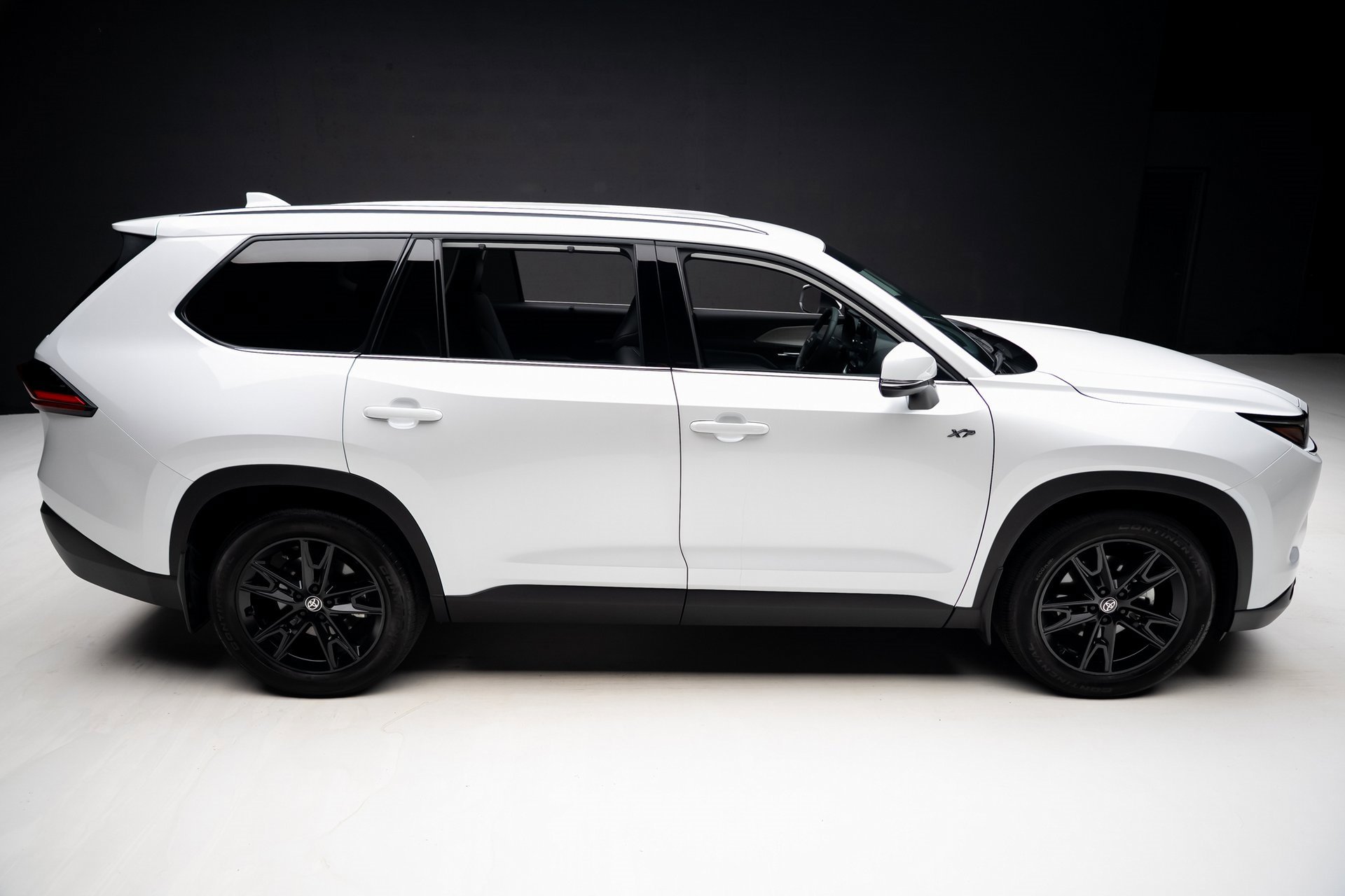 Used 2024 Toyota Grand Highlander XLE image 34