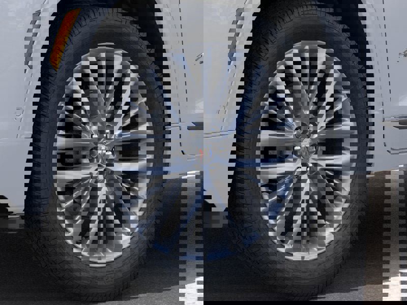 New 2026 Buick Enclave Avenir w/ Super Cruise Package image 9