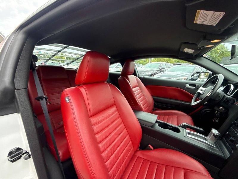 Used 2006 Ford Mustang GT RWD image 18