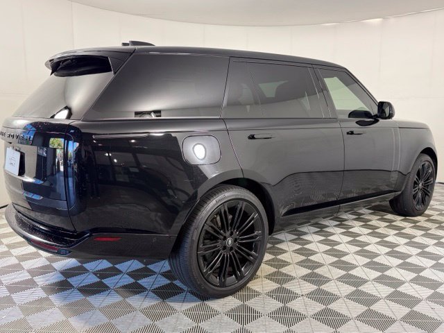 Used 2025 Land Rover Range Rover Long Wheelbase Autobiography AWD/4WD image 8