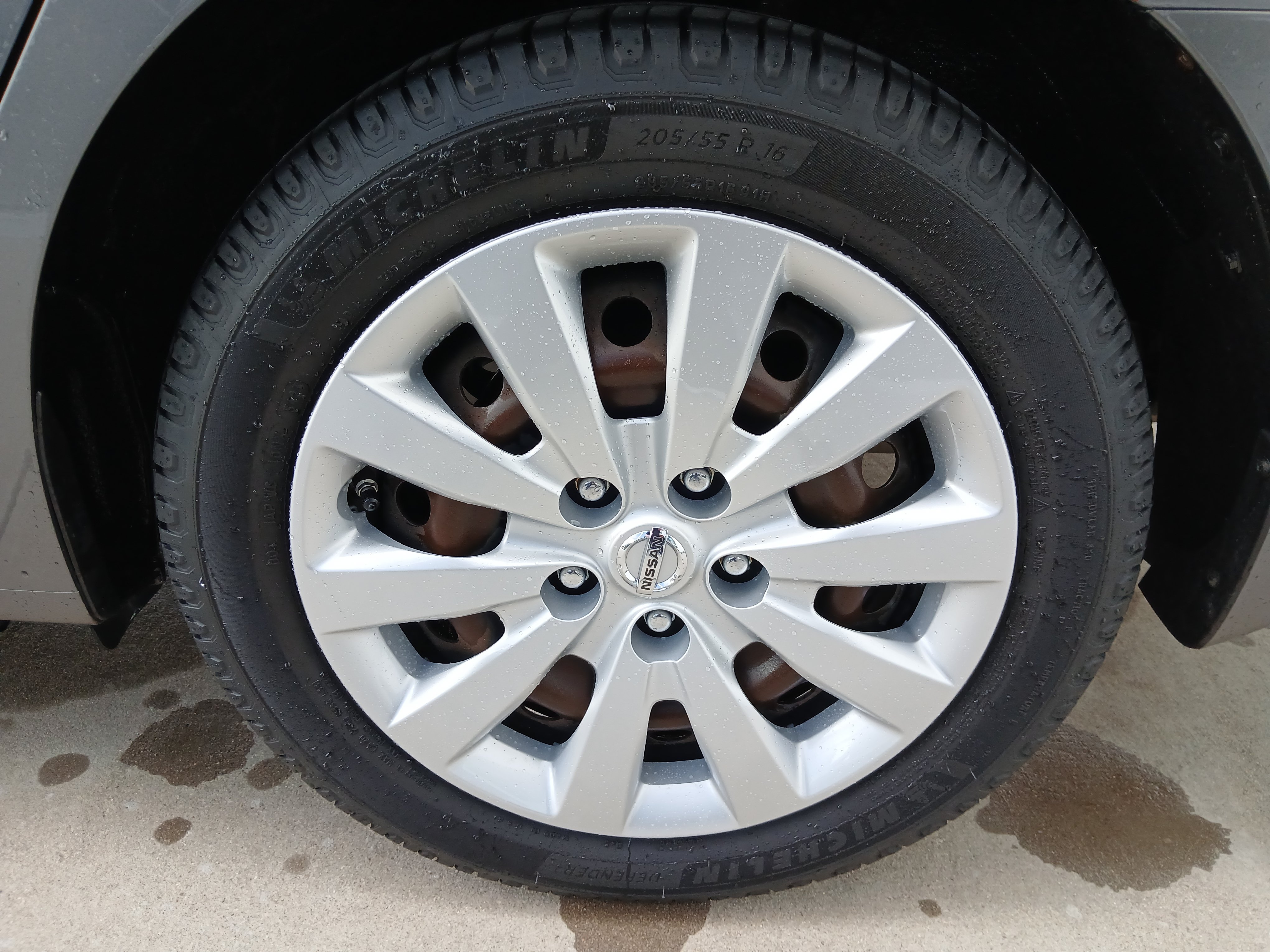 Used 2015 Nissan Sentra S FWD image 15