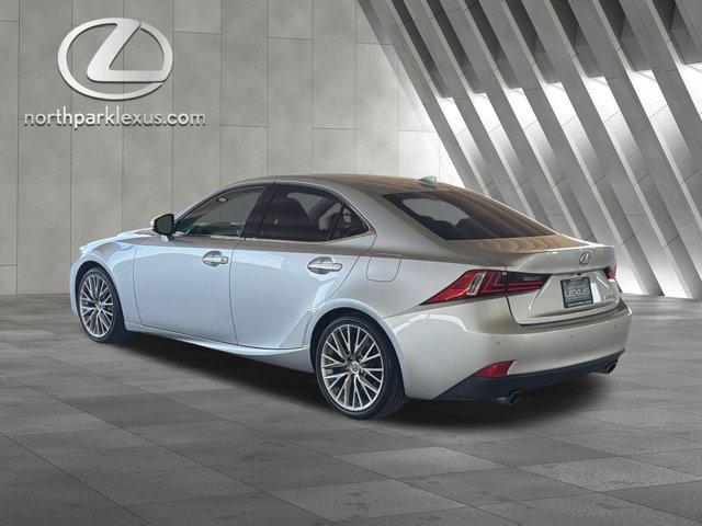 Used 2016 Lexus IS 200t w/ Premium Package RWD image 2
