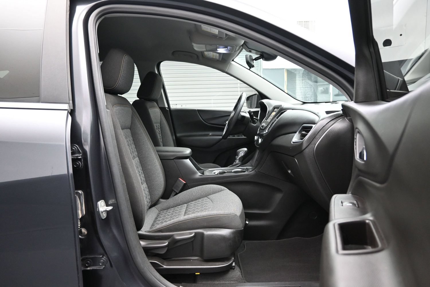 Used 2022 Chevrolet Equinox LT FWD image 13