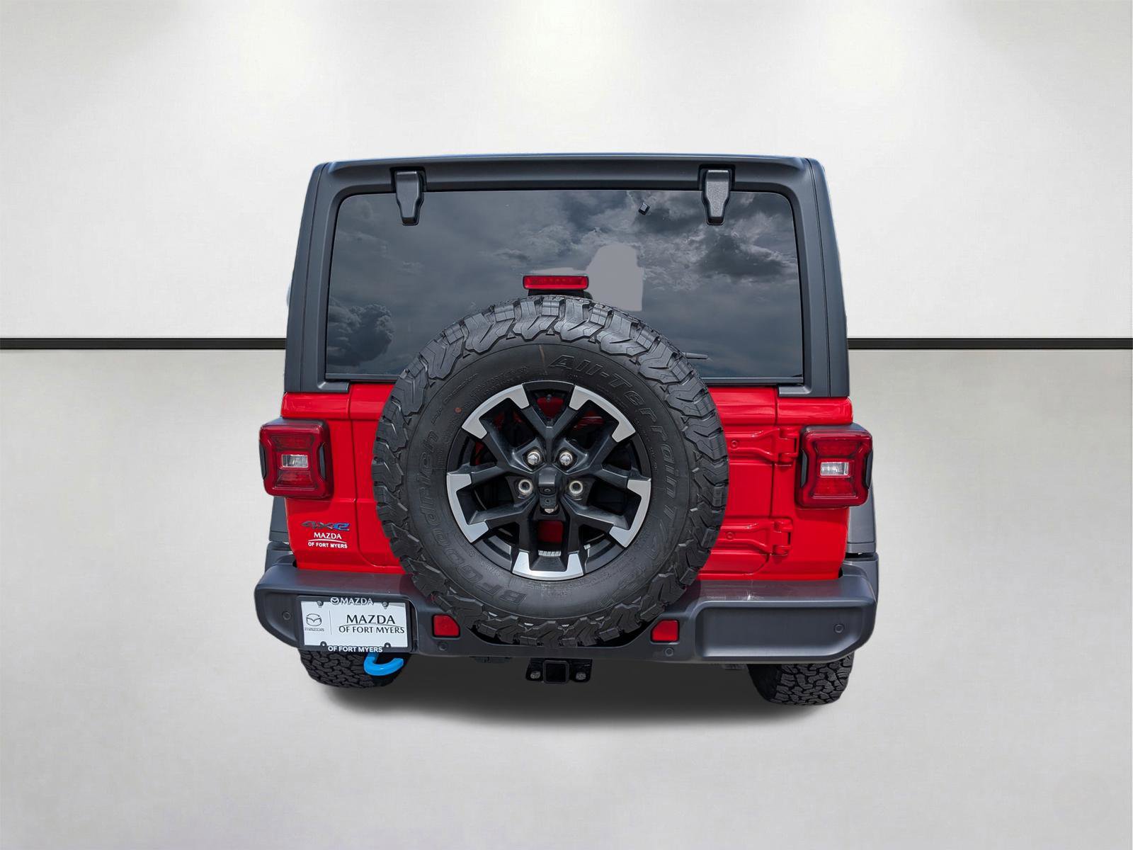 Used 2025 Jeep Wrangler Unlimited Rubicon 4xe w/ Safety Group image 5