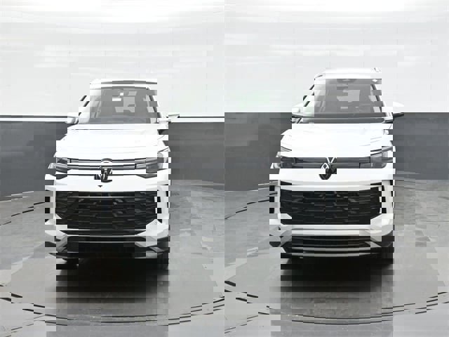 New 2026 Volkswagen Tiguan S image 2