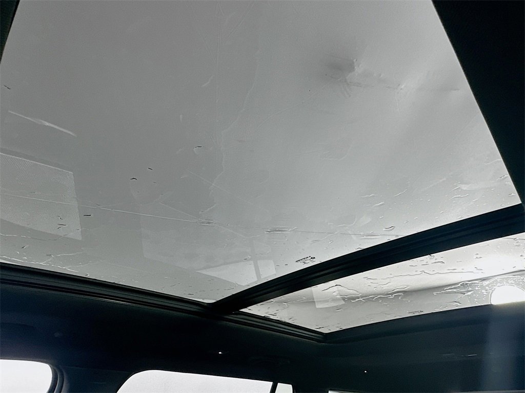 New 2025 Jeep Grand Cherokee L Limited image 14