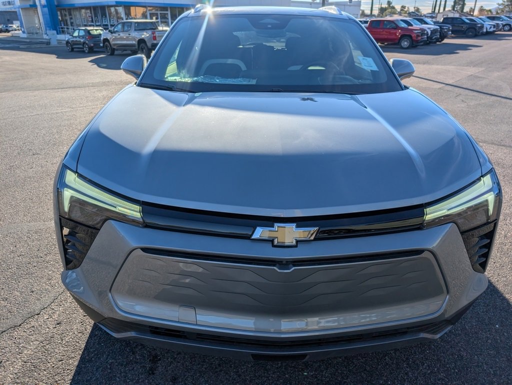 Used 2025 Chevrolet Blazer EV LT image 8