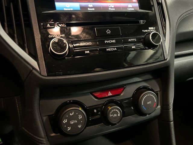 Used 2019 Subaru Crosstrek 2.0i Premium AWD/4WD image 17