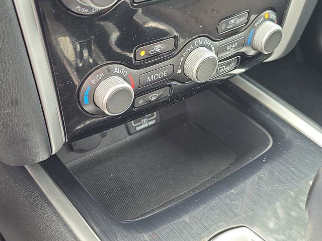 Certified 2020 Nissan Pathfinder SV FWD image 27