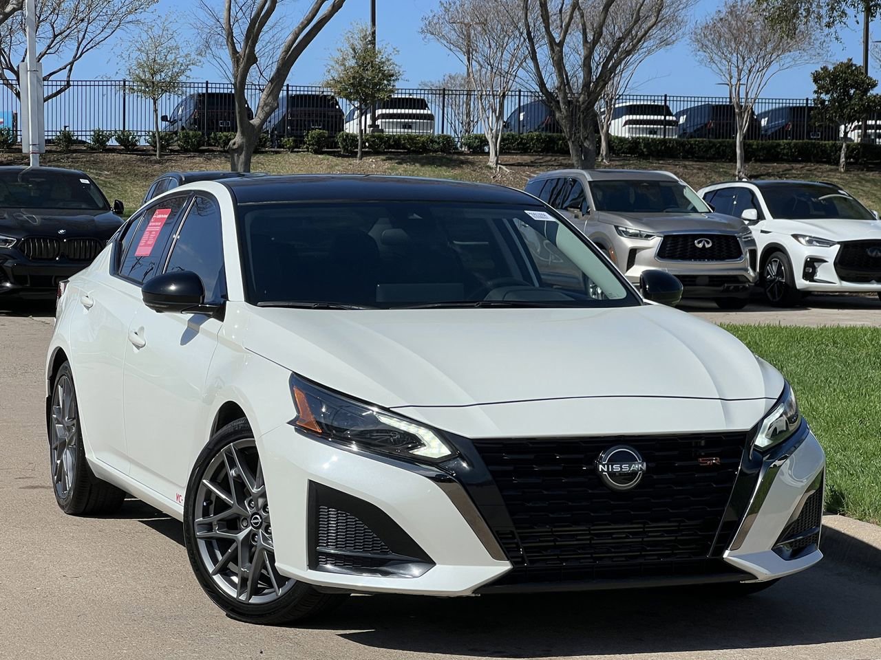 Certified 2023 Nissan Altima 2.0 SR image 2