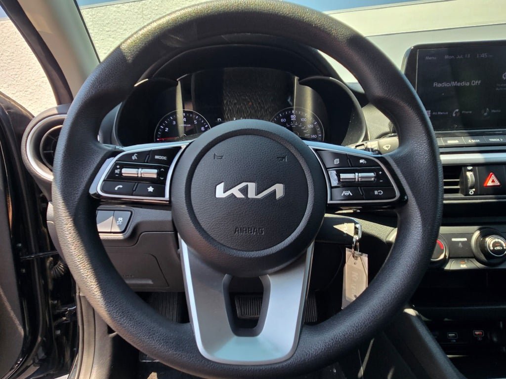 Used 2024 Kia Forte LXS FWD image 28