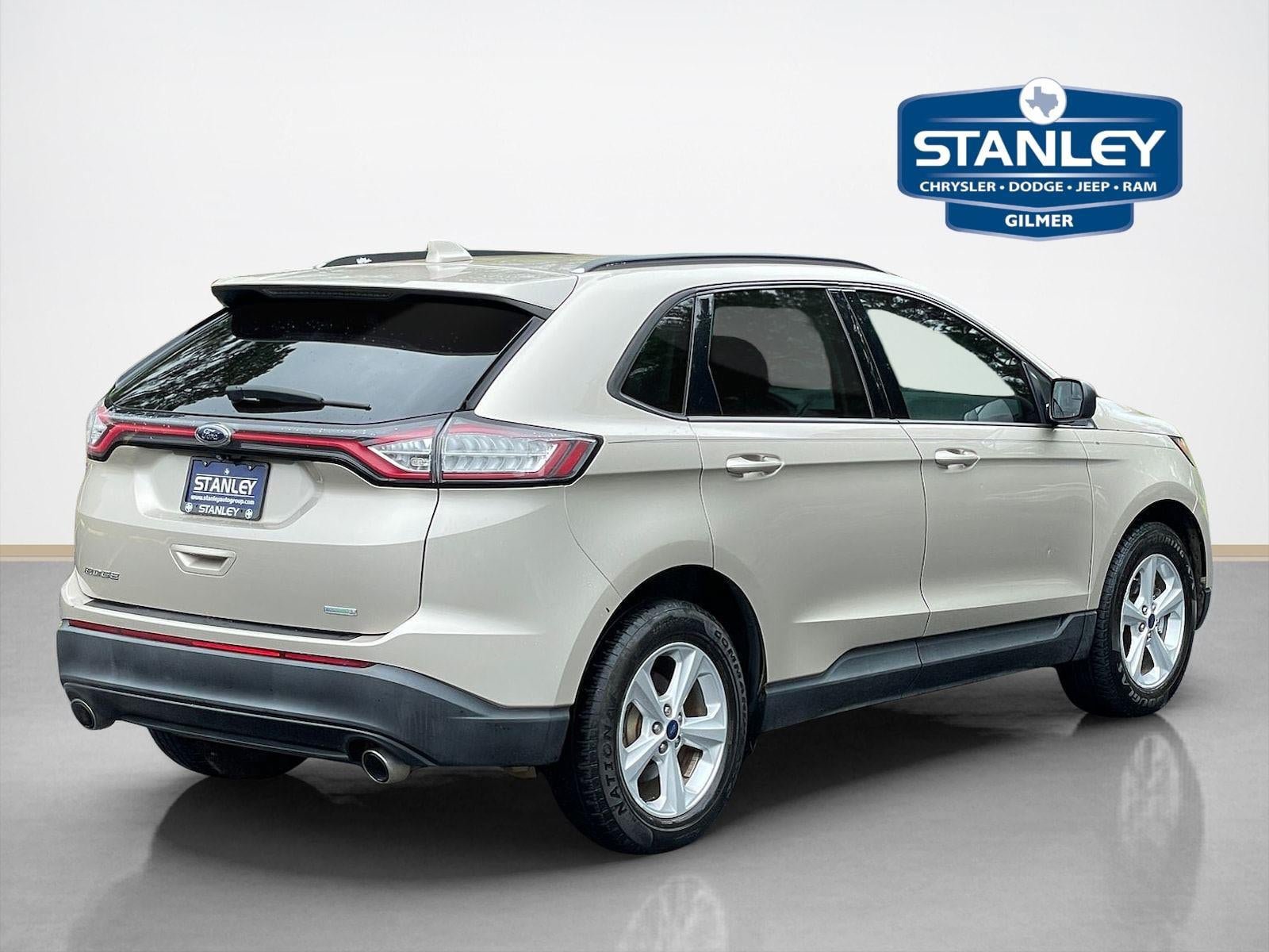 Used 2017 Ford Edge SE w/ Cargo Accessory Package FWD image 10