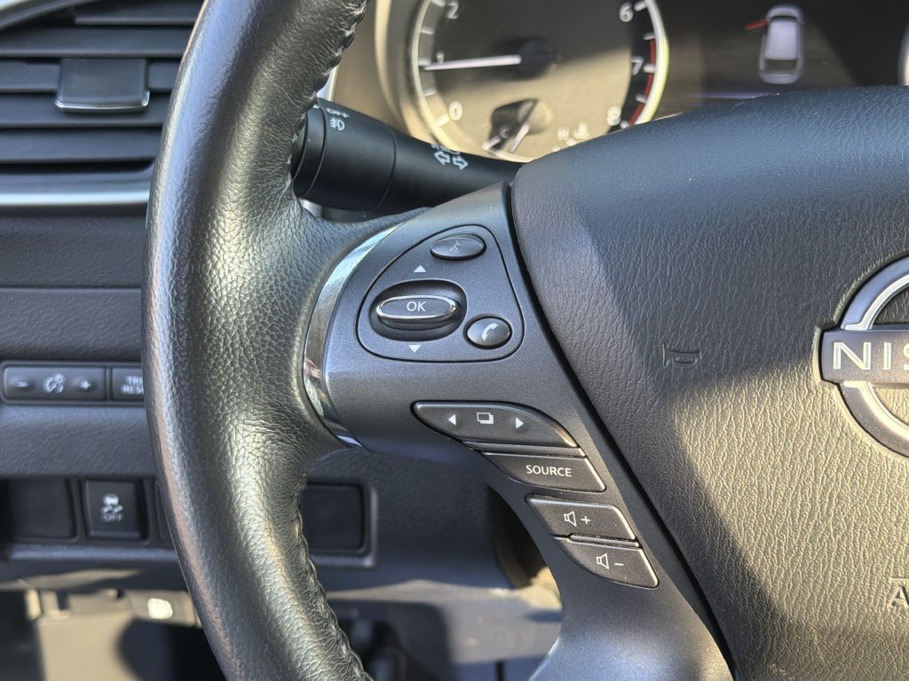 Used 2023 Nissan Murano SV FWD image 24