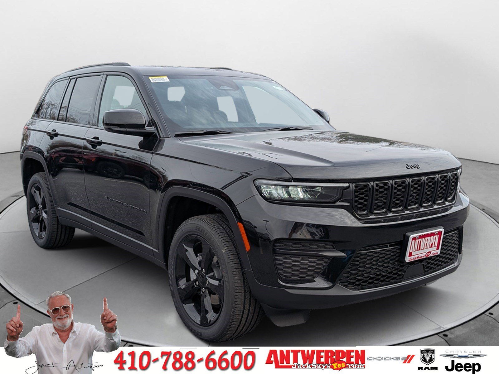 New 2025 Jeep Grand Cherokee Altitude AWD/4WD image 1