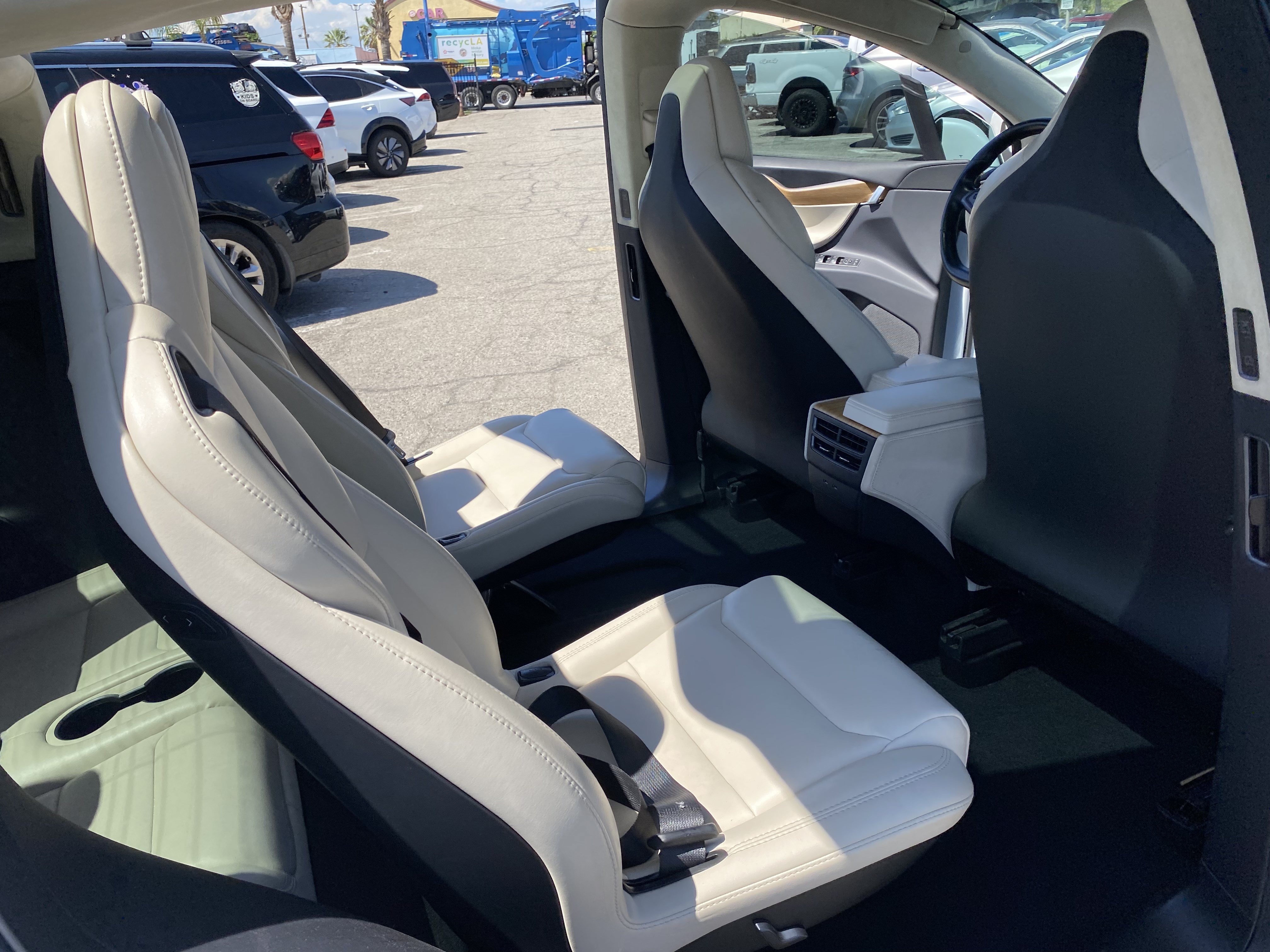 Used 2018 Tesla Model X 100D AWD/4WD image 19