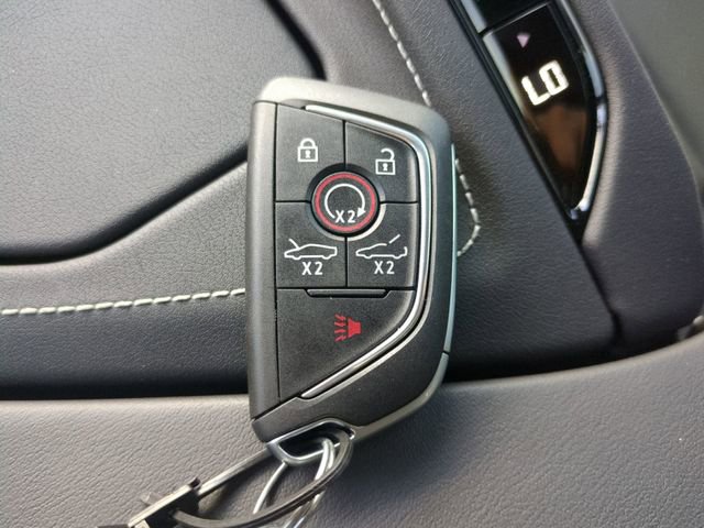 Used 2025 Chevrolet Corvette Stingray Coupe w/ Z51 Performance Package RWD image 33