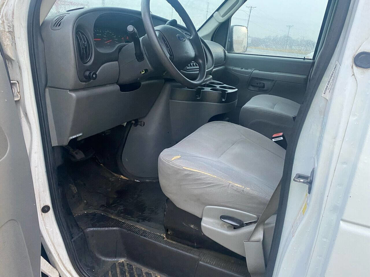 Used 2007 Ford E-150 and Econoline 150 RWD image 11