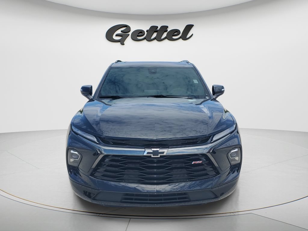 Used 2025 Chevrolet Blazer RS w/ Driver Confidence II Package AWD/4WD image 8