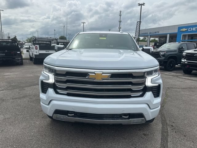 New 2026 Chevrolet Silverado 1500 High Country w/ Z71 Off-Road Package AWD/4WD image 8