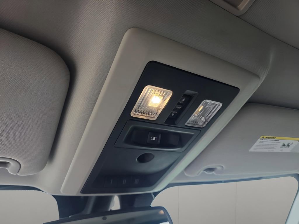 Used 2014 RAM 1500 Laramie Longhorn w/ Convenience Group AWD/4WD image 19