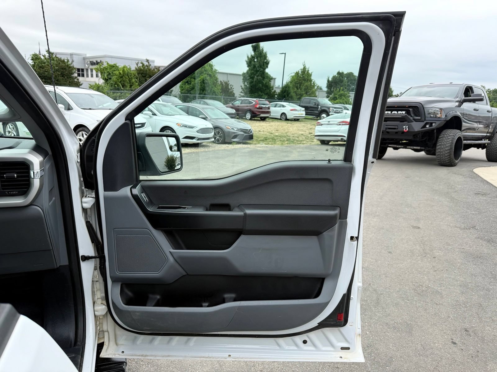 Used 2021 Ford F150 XL w/ Equipment Group 101A High AWD/4WD image 22