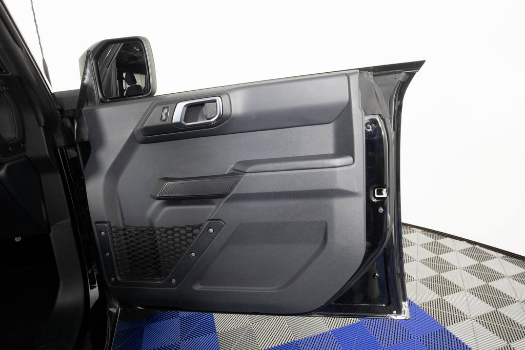 Used 2025 Ford Bronco Big Bend image 18