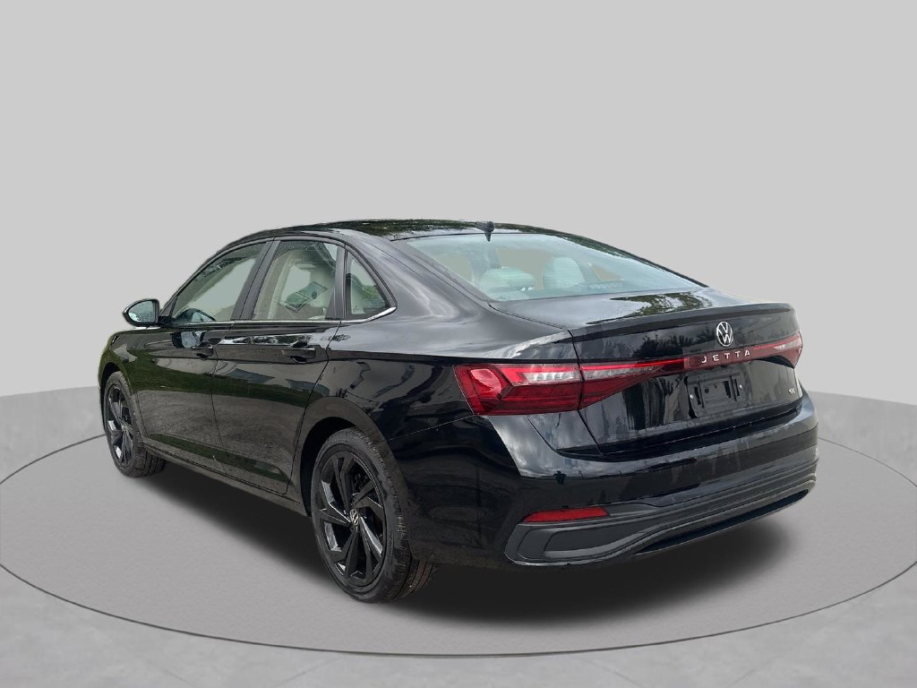 Used 2025 Volkswagen Jetta SE w/ Sunroof Package FWD image 34