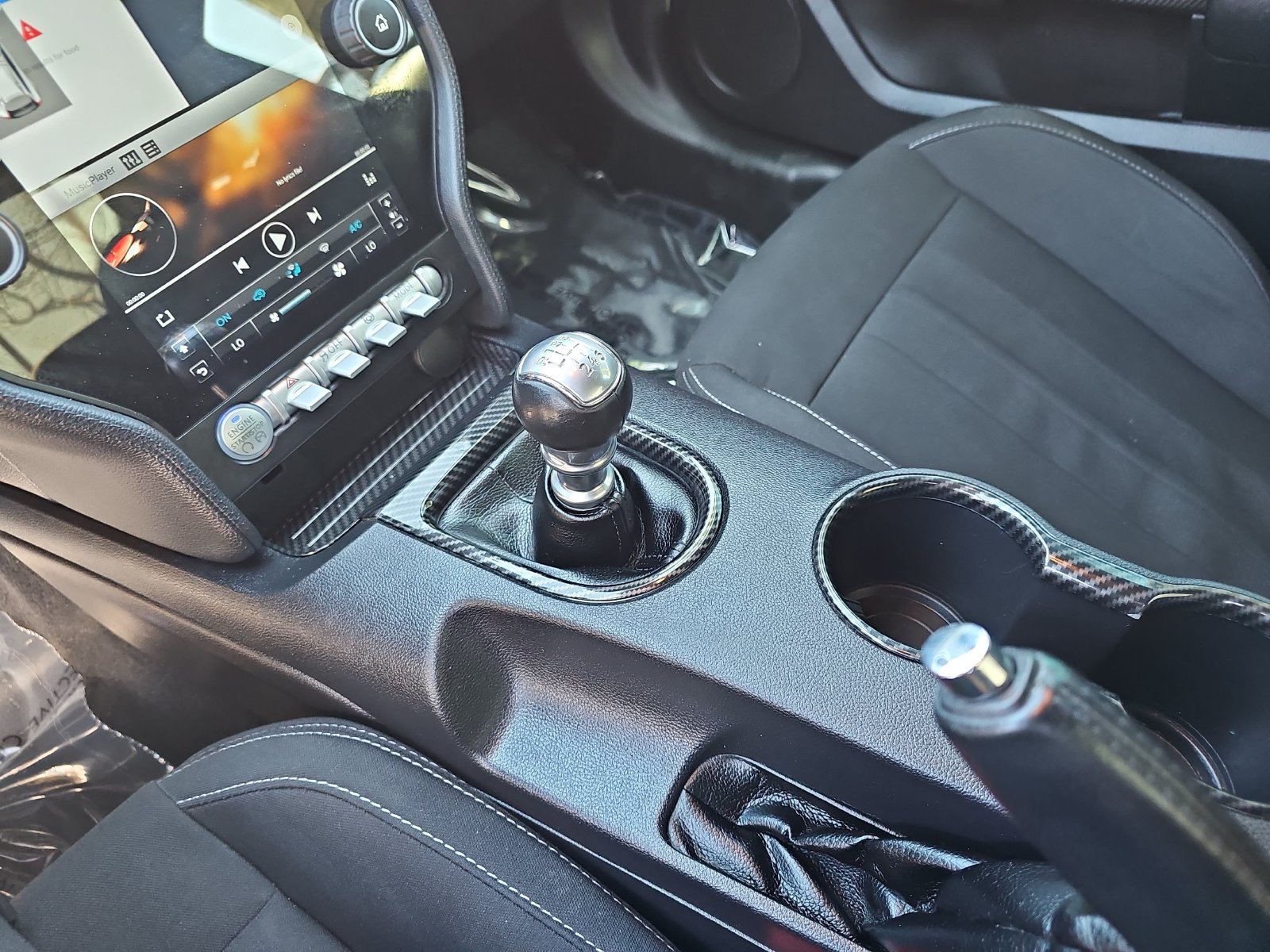 Used 2020 Ford Mustang GT w/ Black Accent Package RWD image 24
