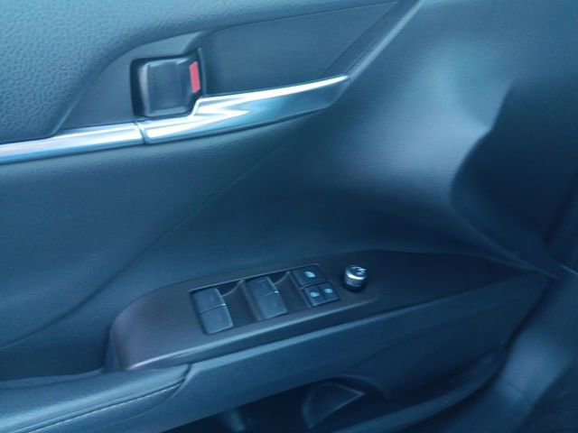 Used 2022 Toyota Camry XSE image 14