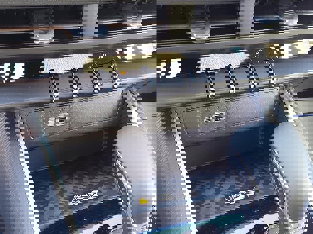 New 2024 Chevrolet Colorado LT w/ LT Convenience Package II image 20